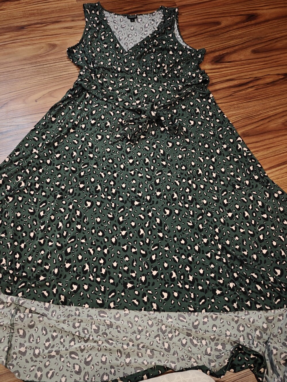 Torrid Midi Studio Knit Hi-Low Dress Womens Green Leopard Tie Front Surplice - Picture 5 of 12